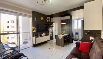 Excelente apartamento de dois dormitórios garagem em condomínio fechado.