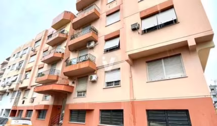 Apartamento para venda, de dois dormitório com vaga de garagem.
