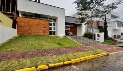 Casa 3 Dormitórios com 3 suítes térrea.
