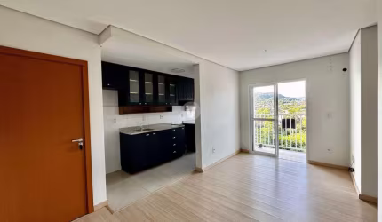 Apartamento novo com dois dormitórios, vista panorâmica e ótima localização!
