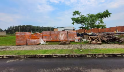 Não perca essa oportunidade única de adquirir um terreno com tantas  comodidades