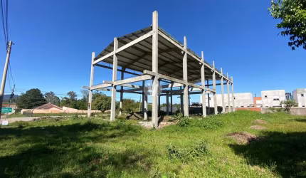 Pavilhão no bairro Diácono João Luiz Pozzobon em Santa Maria