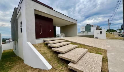 CASA NO CONDOMÍNIO REAL PARK