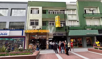 Sala comercial no Calçadão de Santa Maria!