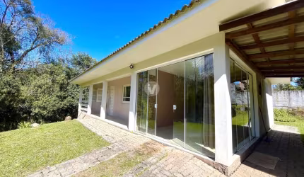 Linda casa para venda ou locação em Itaara!
