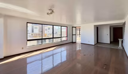 Apartamento DUPLEX no centro de Santa Maria!