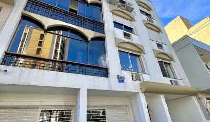 Apartamento 2 Dormitórios + dependência no centro!!