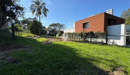 Terreno no condomínio Morada do Lago!