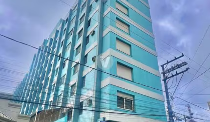 ** Amplo e bem iluminado Apartamento de 3 Quartos no Centro de Santa Maria, RS!*