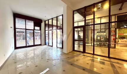 Ótima loja comercial localizada bem no centro de Santa Maria!