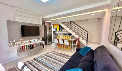 Casa de condomínio com móveis planejados!