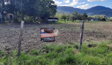 Terreno plano em frente a Colpo Guinchos