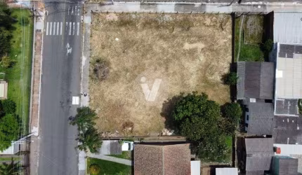 Terreno a venda, ótima opção de investimento próximo ao centro de Santa Maria!