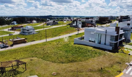 Amplo terreno com projeto aprovado no Real Park Santa Maria.