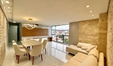 Apartamento alto padrão mobiliado com 1 dormitório e 2 vagas no bairro Medianeir