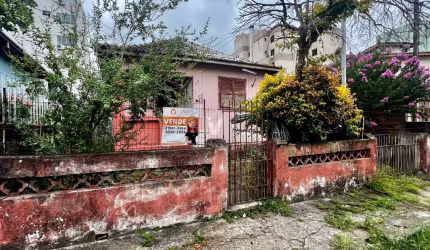 Terreno a venda no Bairro Nossa Senhora de Lourdes  com 270m²