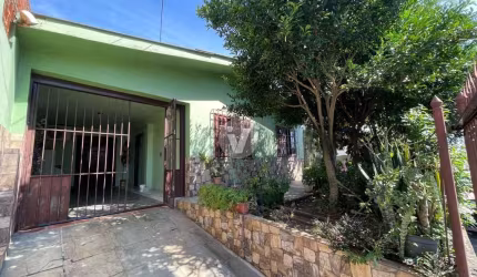 Casa na Tancredo Neves