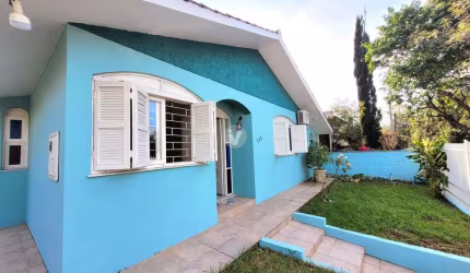 Casa térrea em Camobi com 3 dormitórios
