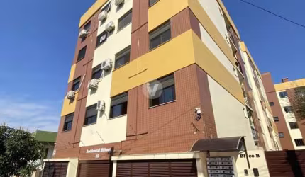 Apartamento 02 dormitórios com sacada e churrasqueira e garagem