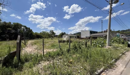 Terreno no bairro Tomazzeti!