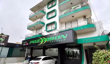 Apartamento de três dormitórios, Avenida Nossa Senhora das Dores, bairro Nossa S