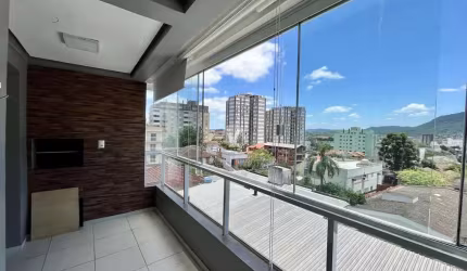 Cobertura no Residencial Roma, centro, 2 dormitórios com 1 suíte!
