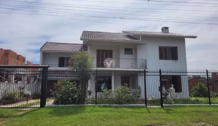 Casa 5 dormitórios em frente aos quartéis!