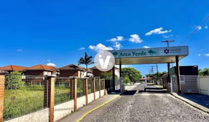 Apartamento 02 dormitórios no Arco verde!