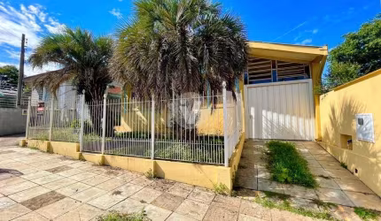 Casa 3 dormitórios no bairro Lorensi