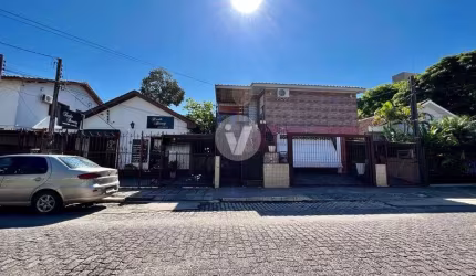 2 casas no Bairro Nossa Senhora de Lurdes