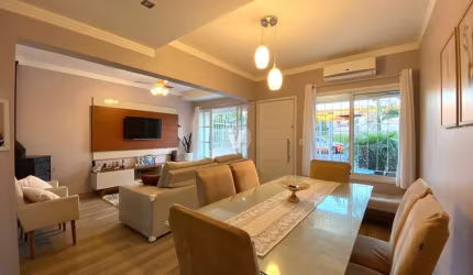 Casa com quase 100 m² de área privativa e com todo conforto que você merece.