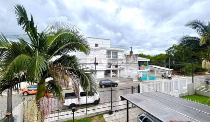 Casa Residencial com Piscina e Energia Solar em Santa Maria.