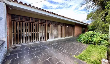 Casa térrea 4 dormitórios com suíte no Lourdes