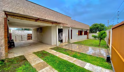 Casa toda mobiliada com piscina, salão de festas e espaço gourmet