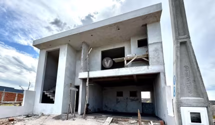 Casa com 3 Suítes e Piscina no Residencial Alberto Schons