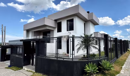 Casa de Alto Padrão com Design Moderno e Sofisticação no Bairro Alberto Schons!