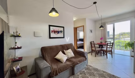 Apartamento 2 dormitórios, garagem, churrasqueira e elevador no bairro T Neves