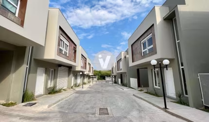 Casa 3 dormitórios com suíte no Residencial Magna Domus. Condomínio fechado.