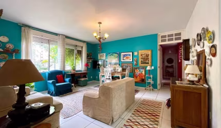 Apartamento amplo, andar térreo, com terraço!