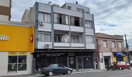 Apartamento 3 quartos, amplo e bem localizado. No centro de Santa Maria!