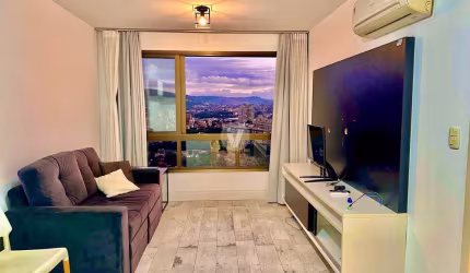 Apartamento no Petrópolis - 1 Dormitório em Porto Alegre