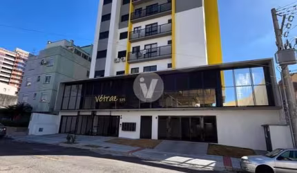 Apartamento de 2 dormitórios com vaga de garagem próximo à UFN