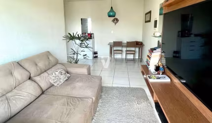 Apartamento 2 dormitórios, 1 vaga, semimobiliado próximo a Av. Medianeira