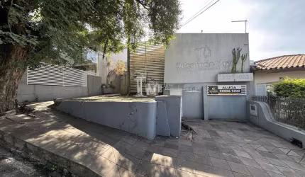 Casa comercial no N. Sra de Lourdes