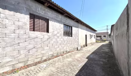 Casal para locação no Bairro Parque Pinheiro