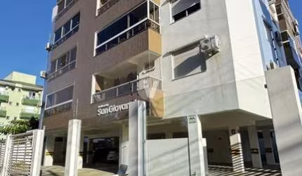 Localizado no bairro Camobi, a poucos minutos da Universidade Federal de Santa M