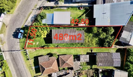 Terreno com 488m² no bairro Chácara das Flores