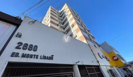 Apartamento central 2 dormitórios com 1 box de garagem.