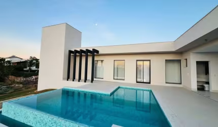 Casa em Confins no Condomínio Gran Royalle