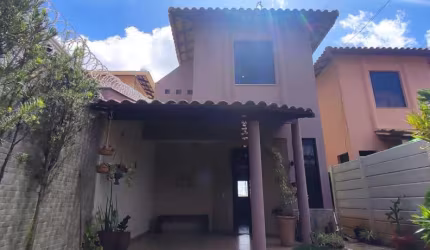 Casa em Lagoa Santa no bairro Lundceia